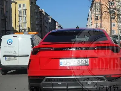 Мара Отварачката гази закона с джип за половин милион (Папарашки СНИМКИ)