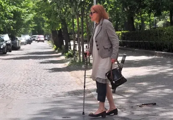 Маргарита Михнева гасне в хоспис, ракът я стопи до под 40 кг