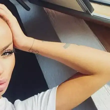 Мистериозен вирус тръшна Сузанита