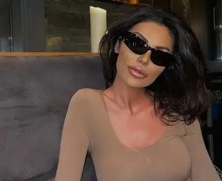 Моника Валериева пие зодиакални коктейли