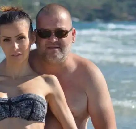 Мъжът на порноактрисата Диана Габровска: Подкрепям напълно жена ми в това, което прави