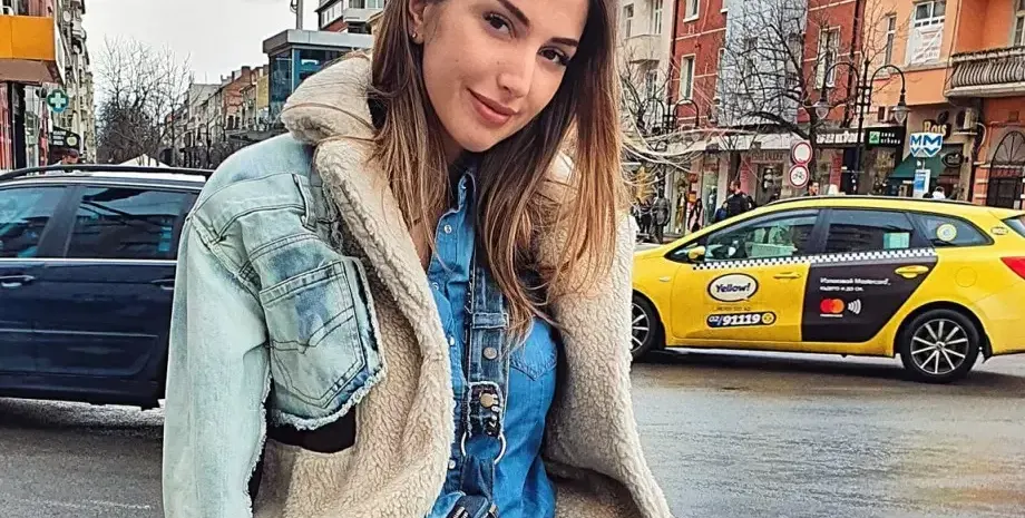 Нагло употребена! Ето как ползвали Алекс Богданска, без тя да знае