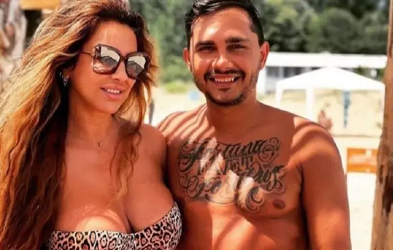 Най-сексапилната баба влиза в „Един за друг“