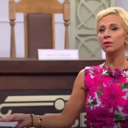 Нана гледа Меси в САЩ