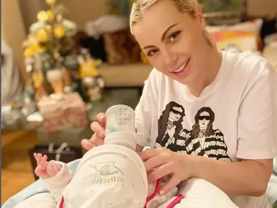 Синът на Камелия проходи! Нова СНИМКА на Баян предизвика бурни коментари!