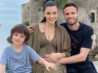 Синът на Ралица Паскалева предсказва бременност: Мамо, имаш бебе в корема!