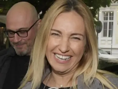 Тесла: Мъжът на Алекс Раева иска хилядарка за нощувка