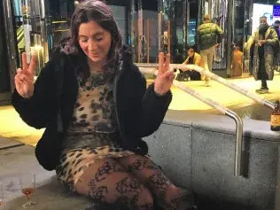 Тризначките пак изпушиха: Ще съдим България, алчни изроди! Не ПРОСТИТУИРАМЕ! (СНИМКИ)