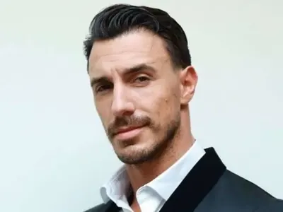 Виктор Стоянов тъжен и самотен: Селският прякор Ергена ще ми остане завинаги!