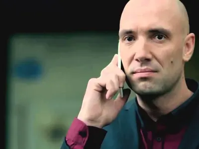 Захари Бахаров скочи на наградите Икар