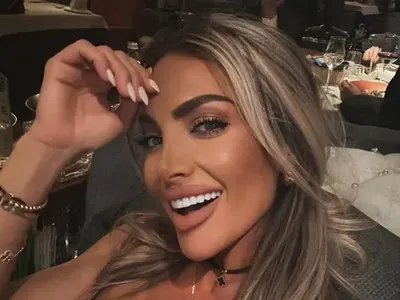 Златка Райкова вече има брадичката на Баба Яга