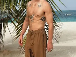 Звезди бягат на море през зимата: Преслава избра Азия, Гани Африка СНИМКИ