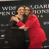 550 двойки от 36 страни на възраст между 4 и 50 години танцуваха стандартни и латиноамерикански танци повече от 30 часа в София