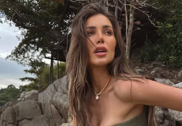 Алекс Богданска печелила по 50 бона на месец