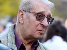 Дни преди да почине: Славчо Пеев обмислял да се върне на сцената СНИМКИ