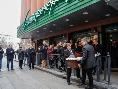 Дни преди да почине: Славчо Пеев обмислял да се върне на сцената СНИМКИ