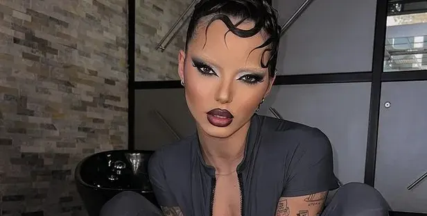 Ергенка топи колежка: Валерия се е снимала във филми за възрастни ВИДЕО