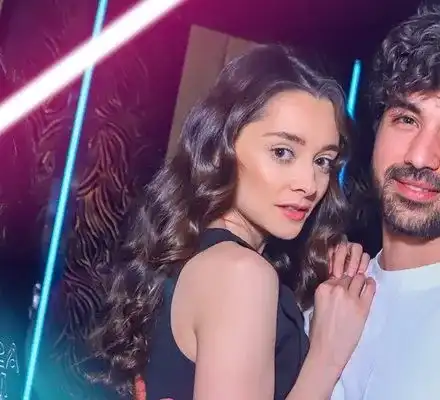 Ергенът Евгени и Валерия заедно на чалга  СНИМКИ