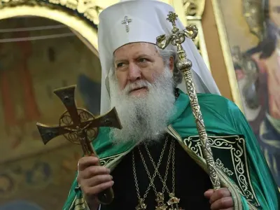 Ето кой наследява имането на Неофит (Снимки)