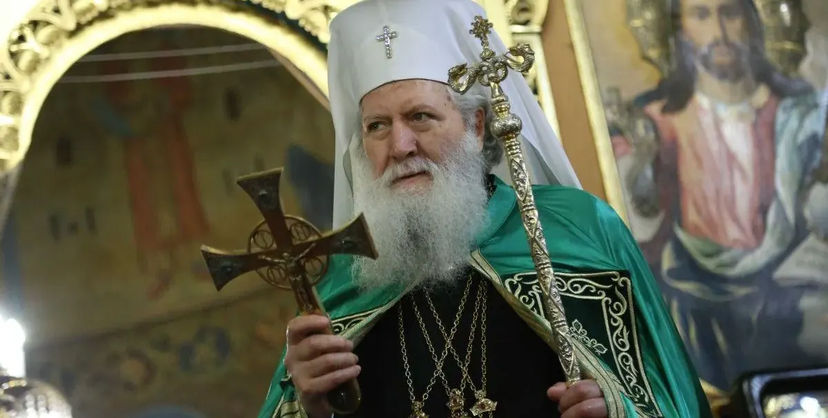Ето кой наследява имането на Неофит (Снимки)
