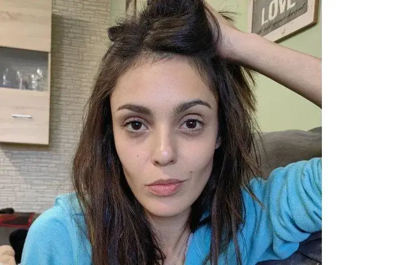 Евелин Костова бори стреса с вредни храни