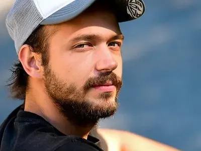 Филип Буков готов да се бие във ВОЙНА за България! Фицата и мамин Сашко се скатават