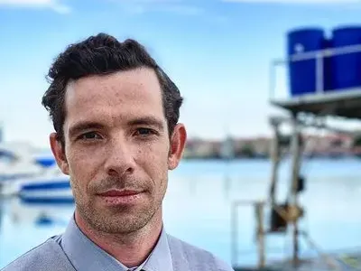 Филип Буков готов да се бие във ВОЙНА за България! Фицата и мамин Сашко се скатават