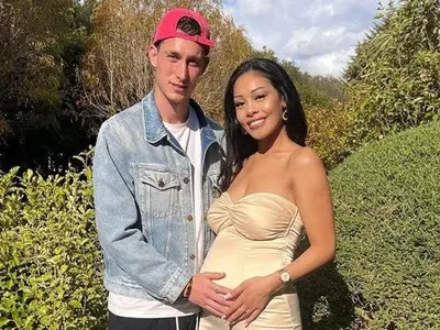 Футболистът Божидар Краев чака бебе от новозеландка СНИМКИ