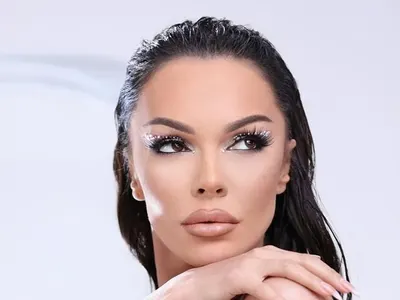 Галена спира да пее на 70 г.