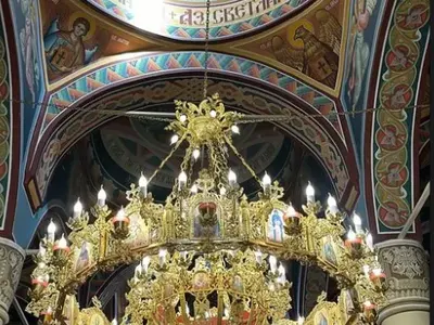 Гущеровица пребори страха от църкви (Снимка)