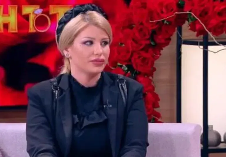 Изгонената Христиана от „Ергенът“ БРЕМЕННА! Кой е таткото? (ЕКСКЛУЗИВНИ СНИМКИ)