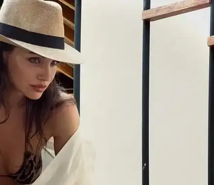 Кой съблече Диляна Попова? (Горещи снимки)