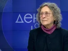 Ковид вкарал Нешка Робева в болница