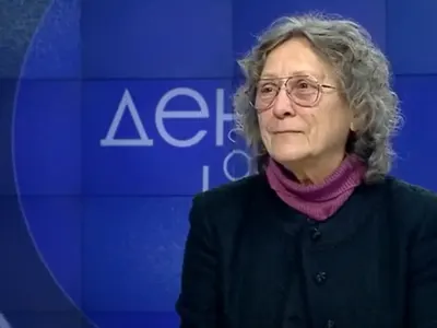 Ковид вкарал Нешка Робева в болница