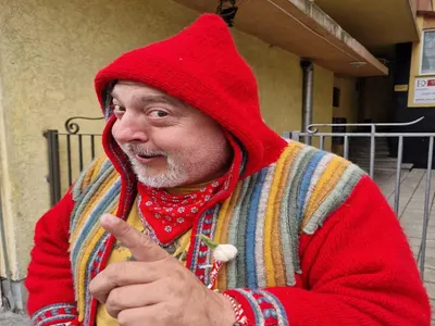 Лорд Евгени Минчев: Бутици, пазете се! Луна идва. Азис и Деси, с прилика до Модърн токинг! И още + СНИМКИ