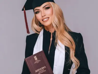 Макар и на 40: Магда взе висше и показа визия на 30-годишна