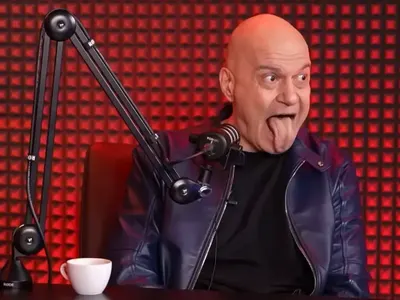 Машина: Магдалена от „Ергенът“ минала през леглата на Дългия и Гришо (Снимки)