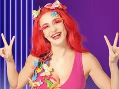 Мила Роберт завършила гимназия с голям зор, едва връзвала 3