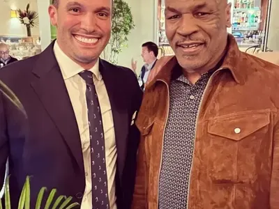 Милионерът Мистър България 2009 Мартин Мартинов стана баща в САЩ (Снимки)