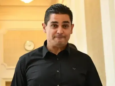 Млада красавица роди щерка на Руди Гела (СНИМКИ)