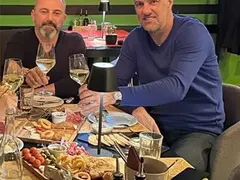 Младен Кръстаич чукна 50 с ракиен пир