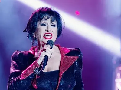 Нов скандал: Данчето Христова, Лили Иванова и Мишо Белчев ощетени от новите пенсии