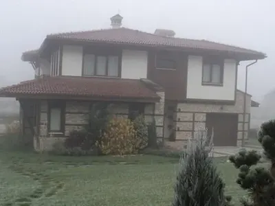 Новият палат на Плевнелиев с размерите на 40 апартамента (СНИМКИ)