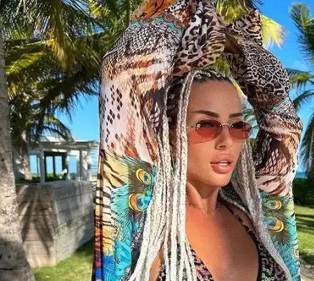 Оправиха задницата на Гери-Никол в Мексико (Ето я след ремонта)