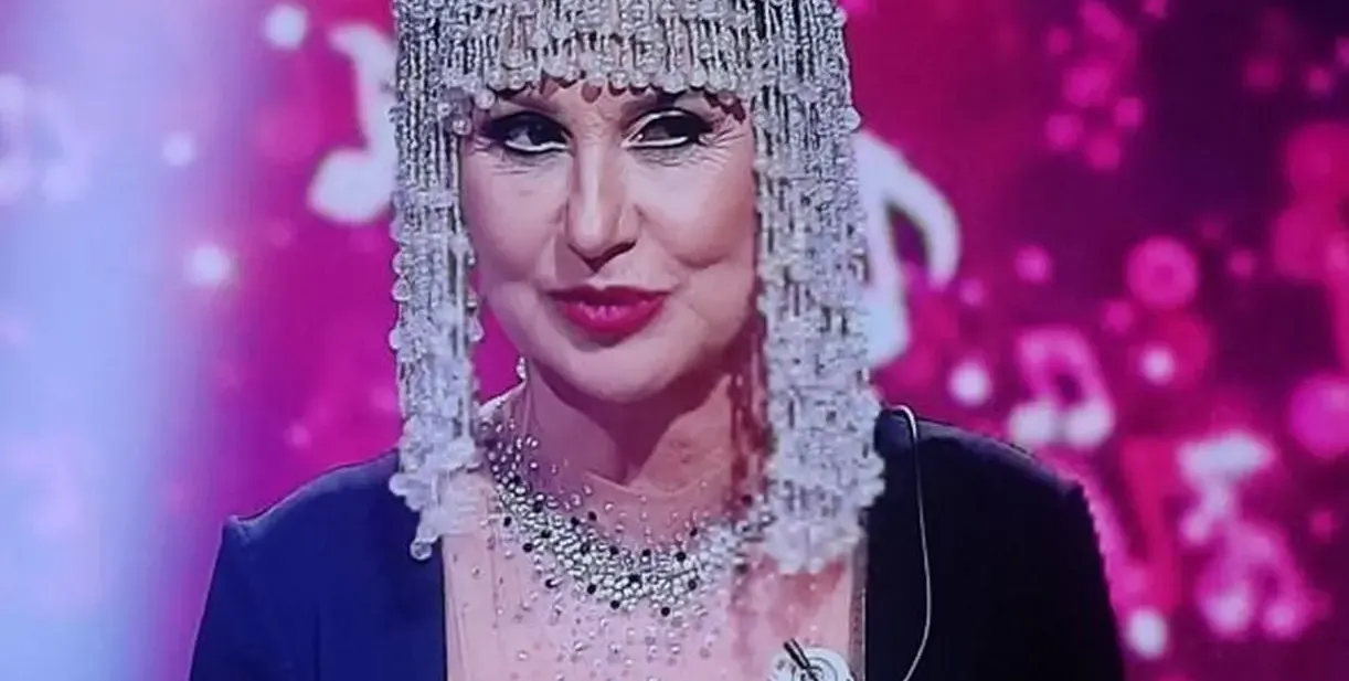 Подиграват се на Илиана Раева: Тя не е жури, а абажури!