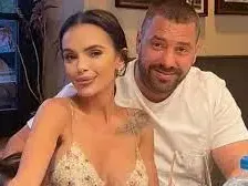 С джип за 300 бона Миро си върна Мара Отварачката (Папарашки снимки)