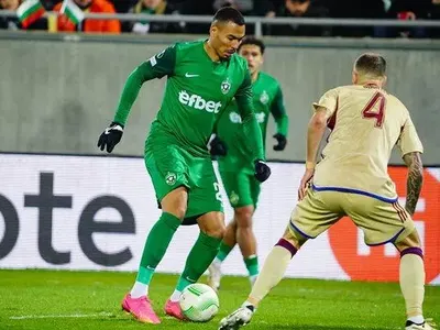 СКАНДАЛ: Ергенка любовница на женен футболист от "Лудогорец" (СНИМКИ)