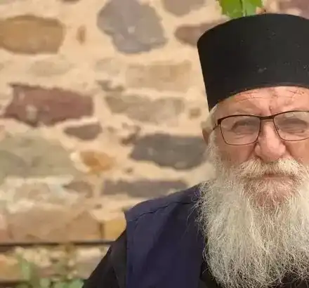 След сърдечен удар: Отец Иван с парализирано лице