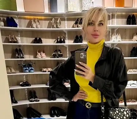 Тоца крие 300 чифта обувки в гардероба (Снимки)