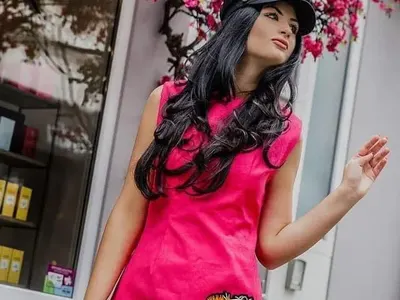 УОУ! Вижте как е изглеждала Мис България преди тунинга! (СНИМКИ)